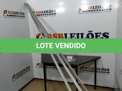 LOTE 273 - 03 RÉGUAS DE ALUMÍNIO DE 3M CADA. (NO ESTADO) ATENÇÃO! FAZER A VISITAÇÃO ANTES DE ARREMATAR, NÃO SABEMOS SE FUNCIONA. LEILÃO NÃO TEM GARANTIA E NEM DEVOLUÇÃO, SUJEITO A POSSÍVEIS AVARIAS VISÍVEIS/OCULTAS E/OU AUSÊNCIA DE COMPONENTES.