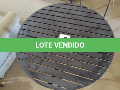 LOTE 121 - 01 MESA DE JARDIM. (NO ESTADO EM QUE SE ENCONTRA. SUJEITO A AVARIAS OCULTAS/VISÍVEIS.) AV9744F