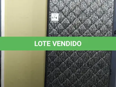 LOTE 134 - 01 COLCHÃO SOLTEIRO COM BASE.  (NO ESTADO EM QUE SE ENCONTRA. SUJEITO A AVARIAS OCULTAS/VISÍVEIS.)  AU2473U/ AV9917J