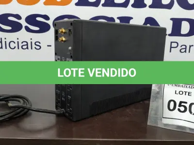LOTE 050 - 01 APC UPS UNIT. (NO ESTADO EM QUE SE ENCONTRA. SUJEITO A AVARIAS OCULTAS/VISÍVEIS.) 3B1031X19537