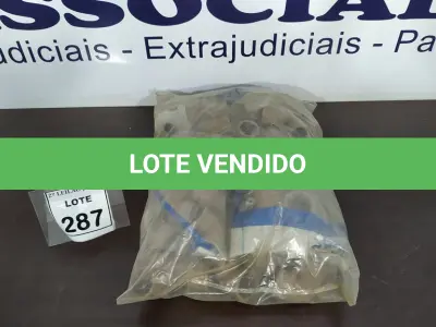 LOTE 287 - 01 LOTE OM GRANDE QUANTIDADE DE JOELHOS DE MEDIDAS VARIADAS. (NO ESTADO) ATENÇÃO! FAZER A VISITAÇÃO ANTES DE ARREMATAR, NÃO SABEMOS SE FUNCIONA. LEILÃO NÃO TEM GARANTIA E NEM DEVOLUÇÃO, SUJEITO A POSSÍVEIS AVARIAS VISÍVEIS/OCULTAS E/OU AUSÊNCIA DE COMPONENTES.
