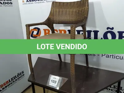 LOTE 103 - 01 CADEIRA DE JARDIM. (NO ESTADO EM QUE SE ENCONTRA. SUJEITO A AVARIAS OCULTAS/VISÍVEIS.) BF8658B