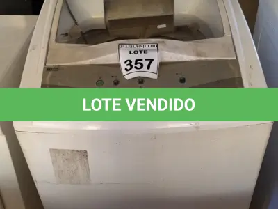 LOTE 357 - 01 MÁQUINA DE LAVAR ROUPAS BRASTEMP. (NO ESTADO) ATENÇÃO! FAZER A VISITAÇÃO ANTES DE ARREMATAR, NÃO SABEMOS SE FUNCIONA. LEILÃO NÃO TEM GARANTIA E NEM DEVOLUÇÃO, SUJEITO A POSSÍVEIS AVARIAS VISÍVEIS/OCULTAS E/OU AUSÊNCIA DE COMPONENTES.