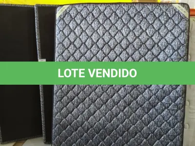 LOTE 144 - 01 COLCHÃO DE CASAL COM BASE. (NO ESTADO EM QUE SE ENCONTRA. SUJEITO A AVARIAS OCULTAS/VISÍVEIS.) BJ7226P