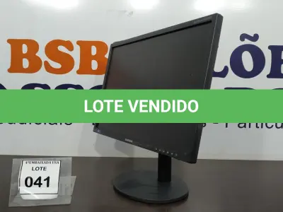 LOTE 041 - 01 MONITOR SAMSUNG. (NO ESTADO EM QUE SE ENCONTRA. SUJEITO A AVARIAS OCULTAS/VISÍVEIS.)  AV9701C
