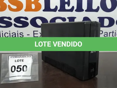 LOTE 050 - 01 APC UPS UNIT. (NO ESTADO EM QUE SE ENCONTRA. SUJEITO A AVARIAS OCULTAS/VISÍVEIS.) 3B1031X19537