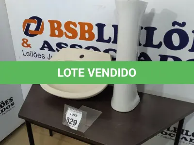 LOTE 329 - 01 PIA COM COLUNA. (NO ESTADO) ATENÇÃO! FAZER A VISITAÇÃO ANTES DE ARREMATAR, NÃO SABEMOS SE FUNCIONA. LEILÃO NÃO TEM GARANTIA E NEM DEVOLUÇÃO, SUJEITO A POSSÍVEIS AVARIAS VISÍVEIS/OCULTAS E/OU AUSÊNCIA DE COMPONENTES.