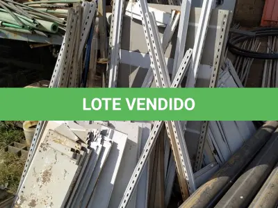 LOTE 325 - 01 LOTE COM VÁRIAS PEÇAS DE GÔNDOLAS DESMONTADAS. (NO ESTADO) ATENÇÃO! FAZER A VISITAÇÃO ANTES DE ARREMATAR, NÃO SABEMOS SE FUNCIONA. LEILÃO NÃO TEM GARANTIA E NEM DEVOLUÇÃO, SUJEITO A POSSÍVEIS AVARIAS VISÍVEIS/OCULTAS E/OU AUSÊNCIA DE COMPONENTES.