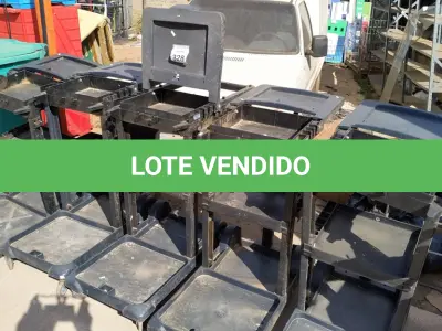 LOTE 328 - 05 CARRINHOS DE LIMPEZA INCOMPLETO. (NO ESTADO) ATENÇÃO! FAZER A VISITAÇÃO ANTES DE ARREMATAR, NÃO SABEMOS SE FUNCIONA. LEILÃO NÃO TEM GARANTIA E NEM DEVOLUÇÃO, SUJEITO A POSSÍVEIS AVARIAS VISÍVEIS/OCULTAS E/OU AUSÊNCIA DE COMPONENTES.