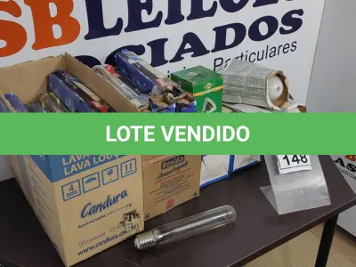 LOTE 148 - 01 LOTE COM GRANDE QUANTIDADE DE LÂMPADAS DE MARCAS E MODELOS DIVERSOS. (NO ESTADO) ATENÇÃO! FAZER A VISITAÇÃO ANTES DE ARREMATAR, NÃO SABEMOS SE FUNCIONA, LEILÃO NÃO TEM GARANTIA E NEM DEVOLUÇÃO, SUJEITO A POSSÍVEIS AVARIAS VISÍVEIS/OCULTAS E/OU AUSÊNCIA DE COMPONENTES.