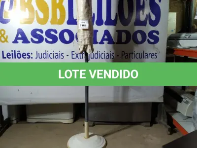 LOTE 188 -  01 OMBRELONE. (NO ESTADO EM QUE SE ENCONTRA. SUJEITO A AVARIAS OCULTAS/VISÍVEIS.)  BH1583D