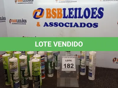 LOTE 182 - 16 BISNAGAS DE SILICONE MARCAS DIVERSAS. (NO ESTADO) ATENÇÃO! FAZER A VISITAÇÃO ANTES DE ARREMATAR, NÃO SABEMOS SE FUNCIONA, LEILÃO NÃO TEM GARANTIA E NEM DEVOLUÇÃO, SUJEITO A POSSÍVEIS AVARIAS VISÍVEIS/OCULTAS E/OU AUSÊNCIA DE COMPONENTES.