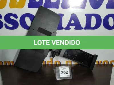 LOTE 202 -  01 VARIDESK. (NO ESTADO EM QUE SE ENCONTRA. SUJEITO A AVARIAS OCULTAS/VISÍVEIS.)  