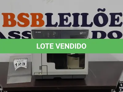 LOTE 123 - 01 IMPRESSORA E GRAVADORA DE CD E DVD PP100 II MARCA EPSON. (NO ESTADO) ATENÇÃO! FAZER A VISITAÇÃO ANTES DE ARREMATAR, NÃO SABEMOS SE FUNCIONA, LEILÃO NÃO TEM GARANTIA E NEM DEVOLUÇÃO, SUJEITO A POSSÍVEIS AVARIAS VISÍVEIS/OCULTAS E/OU AUSÊNCIA DE COMPONENTES.