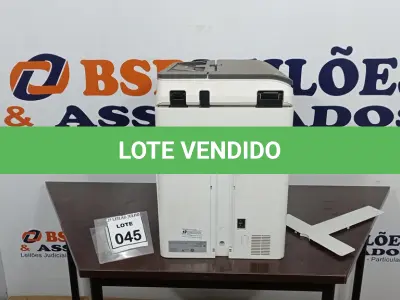 LOTE 045 - 01 IMPRESSORA MULTIFUNCIONAL COM TELA DIGITAL MARCA RICOH. (NO ESTADO) ATENÇÃO! FAZER A VISITAÇÃO ANTES DE ARREMATAR, NÃO SABEMOS SE FUNCIONA, LEILÃO NÃO TEM GARANTIA E NEM DEVOLUÇÃO, SUJEITO A POSSÍVEIS AVARIAS VISÍVEIS/OCULTAS E/OU AUSÊNCIA DE COMPONENTES.
