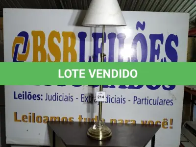 LOTE 214 - 01 ABAJUR. (NO ESTADO EM QUE SE ENCONTRA. SUJEITO A AVARIAS OCULTAS/VISÍVEIS.)  BJ6991D