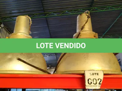 LOTE 002 - 02 LUMINÁRIAS PARA GALPÃO EM ALUMÍNIO. (NO ESTADO) ATENÇÃO! FAZER A VISITAÇÃO ANTES DE ARREMATAR, NÃO SABEMOS SE FUNCIONA, LEILÃO NÃO TEM GARANTIA E NEM DEVOLUÇÃO, SUJEITO A POSSÍVEIS AVARIAS VISÍVEIS/OCULTAS E/OU AUSÊNCIA DE COMPONENTES.