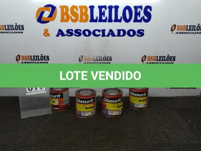 LOTE 011 - 04 LATAS DE ESMALTE SINTÉTICO DE 900ML CORES VARIADAS MARCA GLASURIT. (NO ESTADO) ATENÇÃO! FAZER A VISITAÇÃO ANTES DE ARREMATAR, NÃO SABEMOS SE FUNCIONA, LEILÃO NÃO TEM GARANTIA E NEM DEVOLUÇÃO, SUJEITO A POSSÍVEIS AVARIAS VISÍVEIS/OCULTAS E/OU AUSÊNCIA DE COMPONENTES.