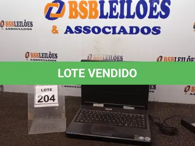 LOTE 204 - 01 NOTEBOOK MARCA VECTOR COM FONTE.  (NO ESTADO) ATENÇÃO! FAZER A VISITAÇÃO ANTES DE ARREMATAR, NÃO SABEMOS SE FUNCIONA. LEILÃO NÃO TEM GARANTIA E NEM DEVOLUÇÃO, SUJEITO A POSSÍVEIS AVARIAS VISÍVEIS/OCULTAS E/OU AUSÊNCIA DE COMPONENTES.