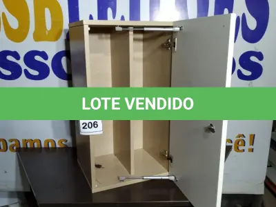 LOTE 206 - 01 ARMÁRIO SUSPENSO.  (NO ESTADO EM QUE SE ENCONTRA. SUJEITO A AVARIAS OCULTAS/VISÍVEIS.)  