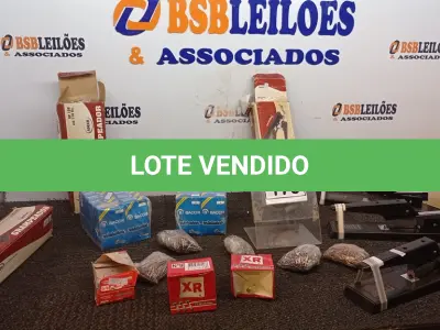LOTE 176 - 01 LOTE COM VÁRIOS GRAMPEADORES NOVOS E GRANDE QUANTIDADE DE CLIPS E COLCHETES. (NO ESTADO) ATENÇÃO! FAZER A VISITAÇÃO ANTES DE ARREMATAR, NÃO SABEMOS SE FUNCIONA, LEILÃO NÃO TEM GARANTIA E NEM DEVOLUÇÃO, SUJEITO A POSSÍVEIS AVARIAS VISÍVEIS/OCULTAS E/OU AUSÊNCIA DE COMPONENTES.
