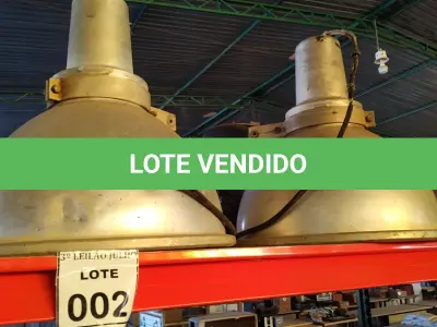 LOTE 002 - 02 LUMINÁRIAS PARA GALPÃO EM ALUMÍNIO. (NO ESTADO) ATENÇÃO! FAZER A VISITAÇÃO ANTES DE ARREMATAR, NÃO SABEMOS SE FUNCIONA, LEILÃO NÃO TEM GARANTIA E NEM DEVOLUÇÃO, SUJEITO A POSSÍVEIS AVARIAS VISÍVEIS/OCULTAS E/OU AUSÊNCIA DE COMPONENTES.