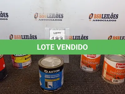 LOTE 183 - 02 LATAS DE ESMALTE SINTÉTICO 900ML CADA COR MARROM CONHAQUE MARCA IQUINE, 01 LATA DE ESMALTE SINTÉTICO 900ML NA COR FOSCO GRAFITE ESCURO MARCA GLASURIT, 01 LATA DE ADESIVO ESTRUTURAL EPÓXI PASTOSO 1KG MARCA AXTON E 01 LATA DE MASSA RÁPIDA 1,25KG MARCA ROYAL . (NO ESTADO) ATENÇÃO! FAZER A VISITAÇÃO ANTES DE ARREMATAR, NÃO SABEMOS SE FUNCIONA, LEILÃO NÃO TEM GARANTIA E NEM DEVOLUÇÃO, SUJEITO A POSSÍVEIS AVARIAS VISÍVEIS/OCULTAS E/OU AUSÊNCIA DE COMPONENTES.