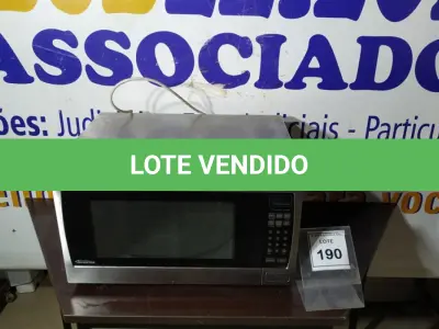 LOTE 190 -  01 MICRO-ONDAS PANASONIC 120V. (NO ESTADO EM QUE SE ENCONTRA. SUJEITO A AVARIAS OCULTAS/VISÍVEIS.) AV9731D  