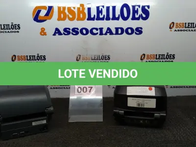 LOTE 007 - 01 IMPRESSORA TÉRMICA DE ETIQUETAS MARCA ZEBRA E 01 IMPRESSORA TÉRMICA MARCA HONEWEEL. (NO ESTADO) ATENÇÃO! FAZER A VISITAÇÃO ANTES DE ARREMATAR, NÃO SABEMOS SE FUNCIONA, LEILÃO NÃO TEM GARANTIA E NEM DEVOLUÇÃO, SUJEITO A POSSÍVEIS AVARIAS VISÍVEIS/OCULTAS E/OU AUSÊNCIA DE COMPONENTES.
