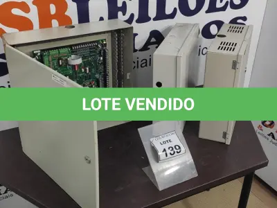 LOTE 139 - 03 QUADROS DE DISTRIBUIÇÃO. (NO ESTADO) ATENÇÃO! FAZER A VISITAÇÃO ANTES DE ARREMATAR, NÃO SABEMOS SE FUNCIONA, LEILÃO NÃO TEM GARANTIA E NEM DEVOLUÇÃO, SUJEITO A POSSÍVEIS AVARIAS VISÍVEIS/OCULTAS E/OU AUSÊNCIA DE COMPONENTES.