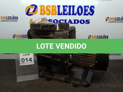 LOTE 014 - 01 BOMBA COM PRÉ FILTRO DE PISCINA. (NO ESTADO) ATENÇÃO! FAZER A VISITAÇÃO ANTES DE ARREMATAR, NÃO SABEMOS SE FUNCIONA, LEILÃO NÃO TEM GARANTIA E NEM DEVOLUÇÃO, SUJEITO A POSSÍVEIS AVARIAS VISÍVEIS/OCULTAS E/OU AUSÊNCIA DE COMPONENTES.