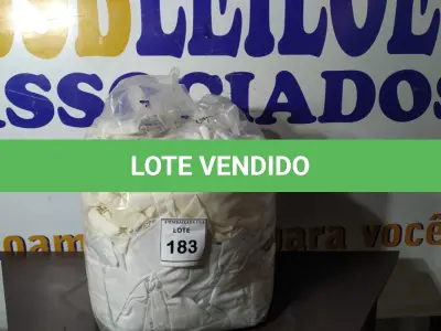 LOTE 183 -  01 SACO COM CORTINAS. (NO ESTADO EM QUE SE ENCONTRA. SUJEITO A AVARIAS OCULTAS/VISÍVEIS.)  