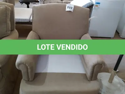 LOTE 222 - 01 POLTRONA. (NO ESTADO EM QUE SE ENCONTRA. SUJEITO A AVARIAS OCULTAS/VISÍVEIS.)  AV9568A