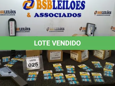 LOTE 025 - 04 DETECTORES DE METAL E GRANDE QUANTIDADE DE MARCADORES ADESIVOS. (NO ESTADO) ATENÇÃO! FAZER A VISITAÇÃO ANTES DE ARREMATAR, NÃO SABEMOS SE FUNCIONA, LEILÃO NÃO TEM GARANTIA E NEM DEVOLUÇÃO, SUJEITO A POSSÍVEIS AVARIAS VISÍVEIS/OCULTAS E/OU AUSÊNCIA DE COMPONENTES.