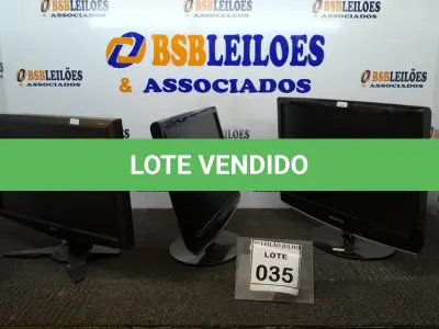 LOTE 035 - 03 MONITORES LCD DE MARCAS E MODELOS VARIADOS. (NO ESTADO) ATENÇÃO! FAZER A VISITAÇÃO ANTES DE ARREMATAR, NÃO SABEMOS SE FUNCIONA, LEILÃO NÃO TEM GARANTIA E NEM DEVOLUÇÃO, SUJEITO A POSSÍVEIS AVARIAS VISÍVEIS/OCULTAS E/OU AUSÊNCIA DE COMPONENTES.