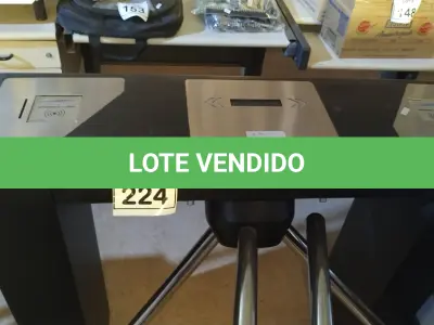 LOTE 224 - 01 CATRACA ELETRÔNICA. (NO ESTADO) ATENÇÃO! FAZER A VISITAÇÃO ANTES DE ARREMATAR, NÃO SABEMOS SE FUNCIONA, LEILÃO NÃO TEM GARANTIA E NEM DEVOLUÇÃO, SUJEITO A POSSÍVEIS AVARIAS VISÍVEIS/OCULTAS E/OU AUSÊNCIA DE COMPONENTES.