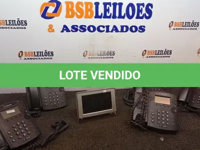 LOTE 175 - 05 APARELHOS DE TELEFONE E 01 PORTA RETRATO DIGITAL. (NO ESTADO) ATENÇÃO! FAZER A VISITAÇÃO ANTES DE ARREMATAR, NÃO SABEMOS SE FUNCIONA, LEILÃO NÃO TEM GARANTIA E NEM DEVOLUÇÃO, SUJEITO A POSSÍVEIS AVARIAS VISÍVEIS/OCULTAS E/OU AUSÊNCIA DE COMPONENTES.