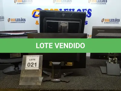 LOTE 021 - 04 MONITORES LCD COM MARCAS E MODELOS VARIADOS. (NO ESTADO) ATENÇÃO! FAZER A VISITAÇÃO ANTES DE ARREMATAR, NÃO SABEMOS SE FUNCIONA, LEILÃO NÃO TEM GARANTIA E NEM DEVOLUÇÃO, SUJEITO A POSSÍVEIS AVARIAS VISÍVEIS/OCULTAS E/OU AUSÊNCIA DE COMPONENTES.