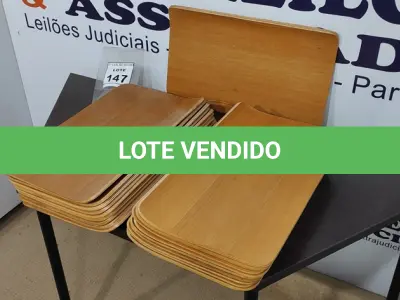 LOTE 147 - 20 PLACAS DE MADEIRAS. (NO ESTADO) ATENÇÃO! FAZER A VISITAÇÃO ANTES DE ARREMATAR, NÃO SABEMOS SE FUNCIONA, LEILÃO NÃO TEM GARANTIA E NEM DEVOLUÇÃO, SUJEITO A POSSÍVEIS AVARIAS VISÍVEIS/OCULTAS E/OU AUSÊNCIA DE COMPONENTES.