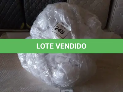 LOTE 248 -  01 SACO COM CORTINAS. (NO ESTADO EM QUE SE ENCONTRA. SUJEITO A AVARIAS OCULTAS/VISÍVEIS.)  