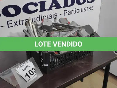 LOTE 103 - 01 LOTE COM GRANDE QUANTIDADE DE MOLAS AÉREAS DE PORTA. (NO ESTADO) ATENÇÃO! FAZER A VISITAÇÃO ANTES DE ARREMATAR, NÃO SABEMOS SE FUNCIONA, LEILÃO NÃO TEM GARANTIA E NEM DEVOLUÇÃO, SUJEITO A POSSÍVEIS AVARIAS VISÍVEIS/OCULTAS E/OU AUSÊNCIA DE COMPONENTES.