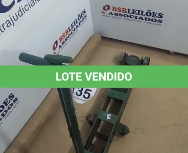 LOTE 135 - 01 MACACO JACARÉ NA COR VERDE. (NO ESTADO) ATENÇÃO! FAZER A VISITAÇÃO ANTES DE ARREMATAR, NÃO SABEMOS SE FUNCIONA, LEILÃO NÃO TEM GARANTIA E NEM DEVOLUÇÃO, SUJEITO A POSSÍVEIS AVARIAS VISÍVEIS/OCULTAS E/OU AUSÊNCIA DE COMPONENTES.