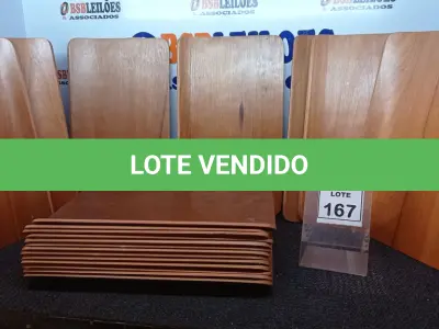 LOTE 167 - 20 PLACAS DE MADEIRAS. (NO ESTADO) ATENÇÃO! FAZER A VISITAÇÃO ANTES DE ARREMATAR, NÃO SABEMOS SE FUNCIONA, LEILÃO NÃO TEM GARANTIA E NEM DEVOLUÇÃO, SUJEITO A POSSÍVEIS AVARIAS VISÍVEIS/OCULTAS E/OU AUSÊNCIA DE COMPONENTES.