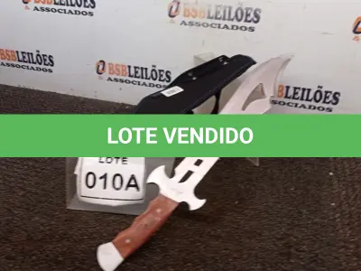 LOTE 010 - FACÃO  IMPORTADA AÇO INOXIDÁVEL CABO EM MADEIRA  FULL TANG BAINHA DE NYLON TAMANHO TOTAL 50CM PESO 526G JÁ AFIADA (NO ESTADO) ATENÇÃO! FAZER A VISITAÇÃO ANTES DE ARREMATAR, NÃO SABEMOS SE FUNCIONA, LEILÃO NÃO TEM GARANTIA E NEM DEVOLUÇÃO, SUJEITO A POSSÍVEIS AVARIAS VISÍVEIS/OCULTAS E/OU AUSÊNCIA DE COMPONENTES.  