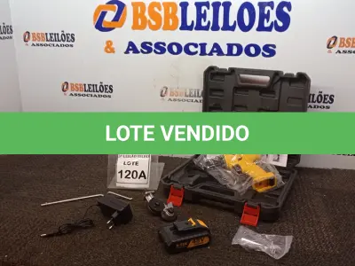 LOTE 120 - PARAFUSADEIRA 48V A BATERIAS E ADAPTADOR CORTADOR DE CHAPA COM MALETA (NO ESTADO) ATENÇÃO! FAZER A VISITAÇÃO ANTES DE ARREMATAR, NÃO SABEMOS SE FUNCIONA, LEILÃO NÃO TEM GARANTIA E NEM DEVOLUÇÃO, SUJEITO A POSSÍVEIS AVARIAS VISÍVEIS/OCULTAS E/OU AUSÊNCIA DE COMPONENTES.