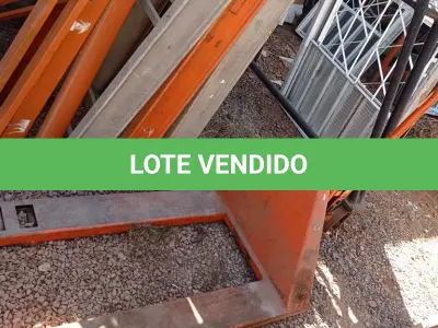 LOTE 504 - 01 PALETEIRA MANUAL. (NO ESTADO) ATENÇÃO! FAZER A VISITAÇÃO ANTES DE ARREMATAR, NÃO SABEMOS SE FUNCIONA, LEILÃO NÃO TEM GARANTIA E NEM DEVOLUÇÃO, SUJEITO A POSSÍVEIS AVARIAS VISÍVEIS/OCULTAS E/OU AUSÊNCIA DE COMPONENTES.