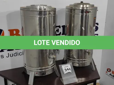 LOTE 344 - 02 CAFETEIRAS INDUSTRIAIS EM INOX.  (NO ESTADO) ATENÇÃO! FAZER A VISITAÇÃO ANTES DE ARREMATAR, NÃO SABEMOS SE FUNCIONA. LEILÃO NÃO TEM GARANTIA E NEM DEVOLUÇÃO, SUJEITO A POSSÍVEIS AVARIAS VISÍVEIS/OCULTAS E/OU AUSÊNCIA DE COMPONENTES.