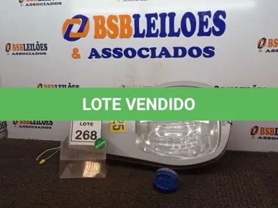 LOTE 268 - 01 LUMINÁRIA DE POSTE. (NO ESTADO) ATENÇÃO! FAZER A VISITAÇÃO ANTES DE ARREMATAR, NÃO SABEMOS SE FUNCIONA, LEILÃO NÃO TEM GARANTIA E NEM DEVOLUÇÃO, SUJEITO A POSSÍVEIS AVARIAS VISÍVEIS/OCULTAS E/OU AUSÊNCIA DE COMPONENTES.