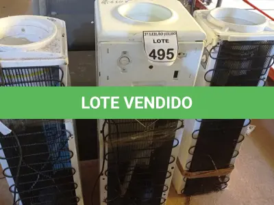 LOTE 495 - 03 BEBEDOUROS PARA GARRAFÃO. (NO ESTADO) ATENÇÃO! FAZER A VISITAÇÃO ANTES DE ARREMATAR, NÃO SABEMOS SE FUNCIONA, LEILÃO NÃO TEM GARANTIA E NEM DEVOLUÇÃO, SUJEITO A POSSÍVEIS AVARIAS VISÍVEIS/OCULTAS E/OU AUSÊNCIA DE COMPONENTES.