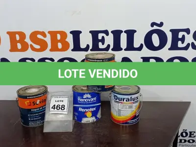 LOTE 468 - 02 LATAS DE TINTA BASE 3,2L ACETINADO BASE A2 MARCA SUVINIL, 01 LATA DE ESMALTE SINTÉTICO 3,2L COR AZUL FRANÇA MARCA DURALUXE E 01 LATA DE TINTA ACRÍLICA 3,2 MARCA RENOVARE. (NO ESTADO) ATENÇÃO! FAZER A VISITAÇÃO ANTES DE ARREMATAR, NÃO SABEMOS SE FUNCIONA, LEILÃO NÃO TEM GARANTIA E NEM DEVOLUÇÃO, SUJEITO A POSSÍVEIS AVARIAS VISÍVEIS/OCULTAS E/OU AUSÊNCIA DE COMPONENTES.